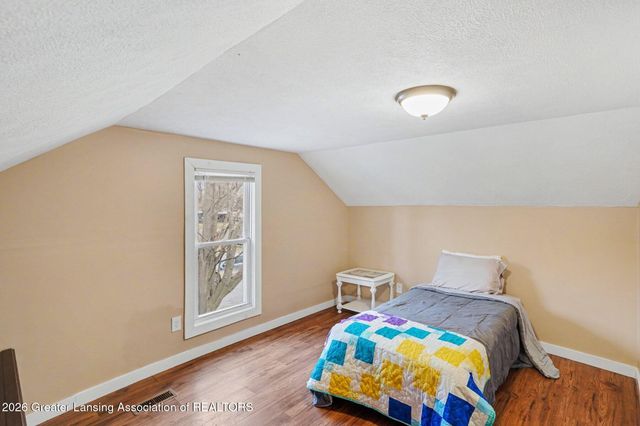 323 Church Street, Laingsburg, MI 48848