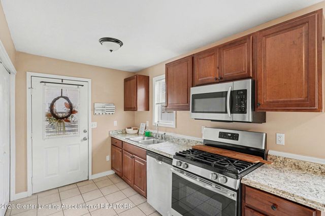 323 Church Street, Laingsburg, MI 48848