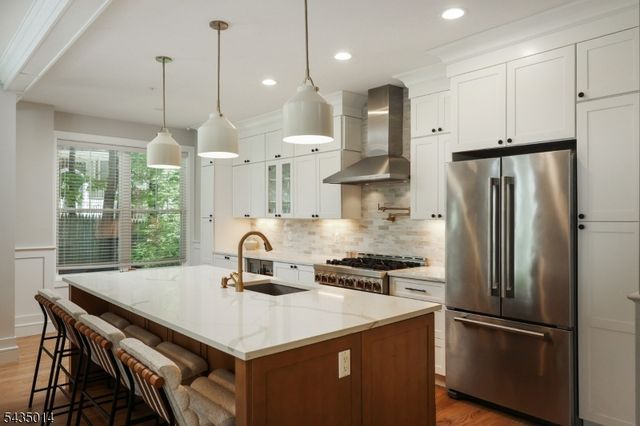 232 South St, Unit 3, New Providence Boro, NJ 07974