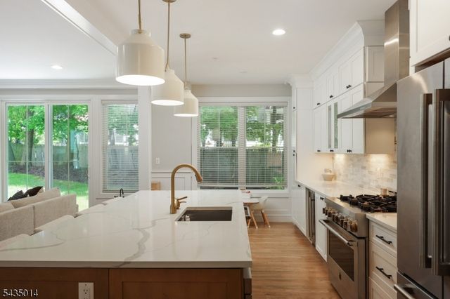 232 South St, Unit 3, New Providence Boro, NJ 07974