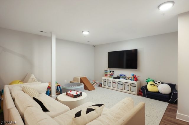 232 South St, Unit 3, New Providence Boro, NJ 07974