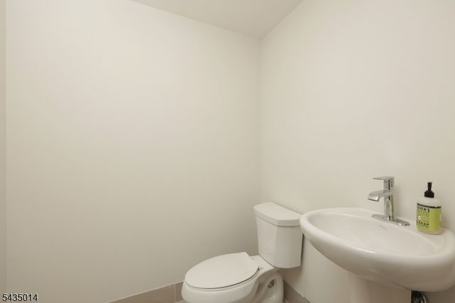 232 South St, Unit 3, New Providence Boro, NJ 07974