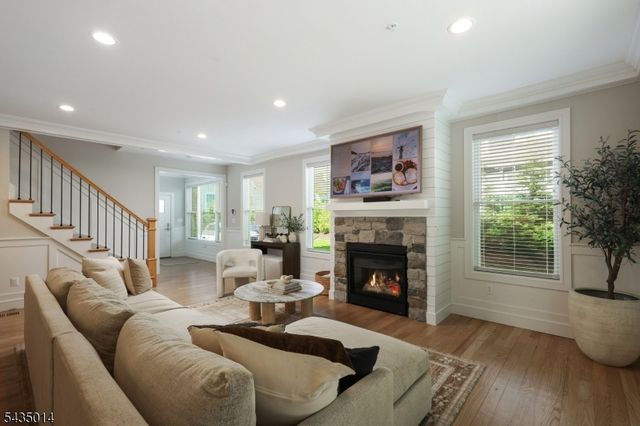 232 South St, Unit 3, New Providence Boro, NJ 07974