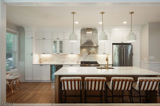 232 South St, Unit 3, New Providence Boro, NJ 07974