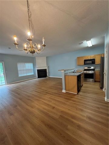 3871 Pleasant Oaks Drive, Lawrenceville, GA 30044