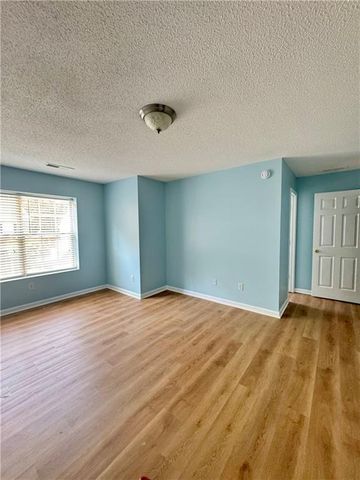 3871 Pleasant Oaks Drive, Lawrenceville, GA 30044