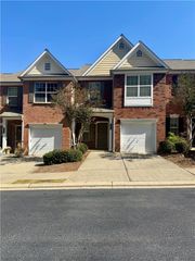 3871 Pleasant Oaks Drive, Lawrenceville, GA 30044