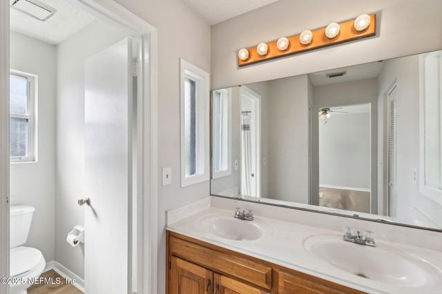 6085 BERMUDA Drive, Fleming Island, FL 32003