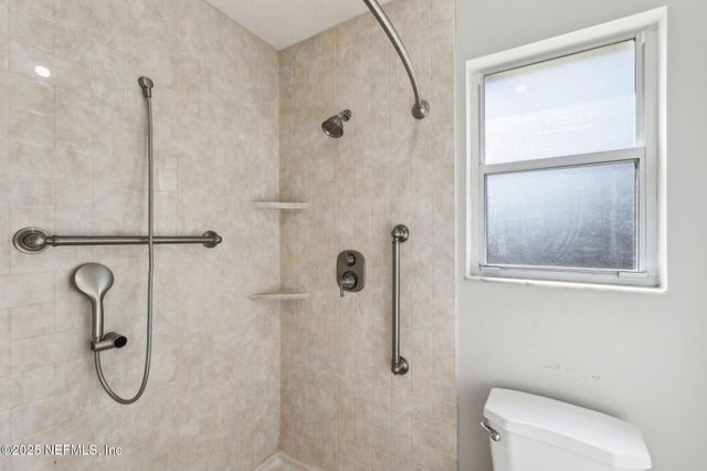 6085 BERMUDA Drive, Fleming Island, FL 32003