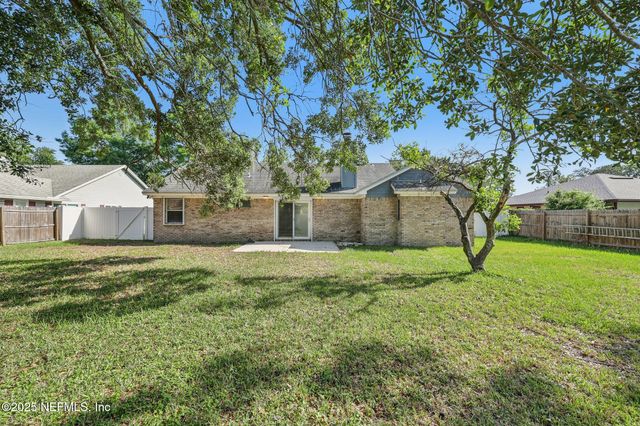 6085 BERMUDA Drive, Fleming Island, FL 32003