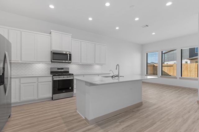 4017 Atago Tree Lane, Pearland, TX 77581