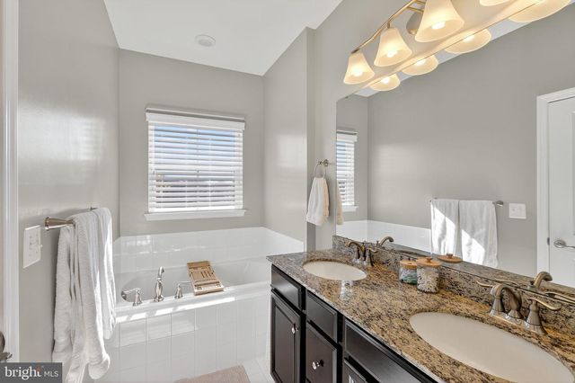 10789 HINTON WAY, Manassas, VA 20112