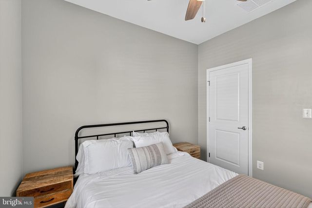 10789 HINTON WAY, Manassas, VA 20112