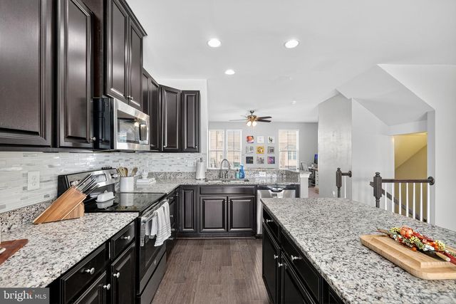 10789 HINTON WAY, Manassas, VA 20112