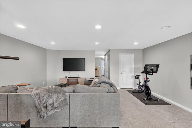 10789 HINTON WAY, Manassas, VA 20112