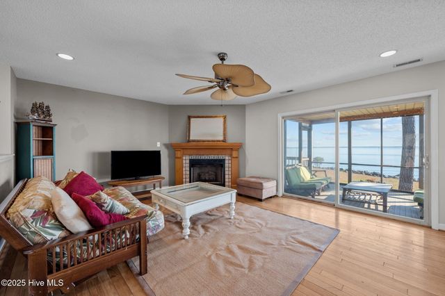 341 Neuse Winds Drive, Oriental, NC 28571