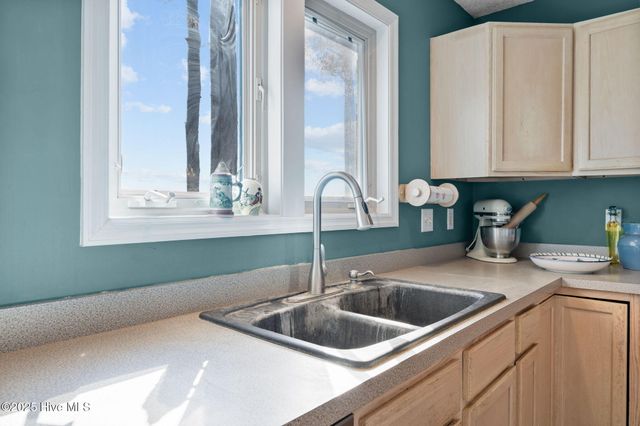 341 Neuse Winds Drive, Oriental, NC 28571