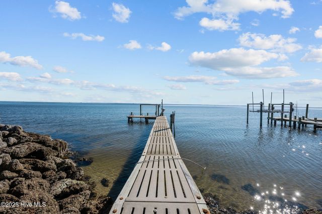 341 Neuse Winds Drive, Oriental, NC 28571