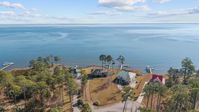 341 Neuse Winds Drive, Oriental, NC 28571