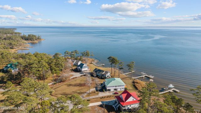 341 Neuse Winds Drive, Oriental, NC 28571