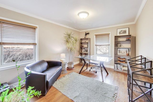 9761 Elm Terrace, Des Plaines, IL 60016