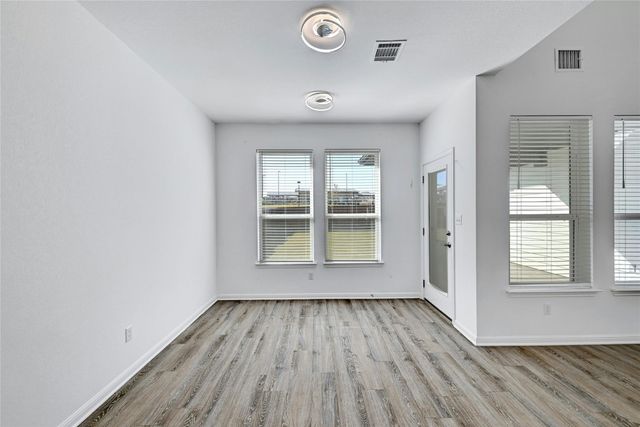 6411 Velvet Leaf LN, Buda, TX 78610