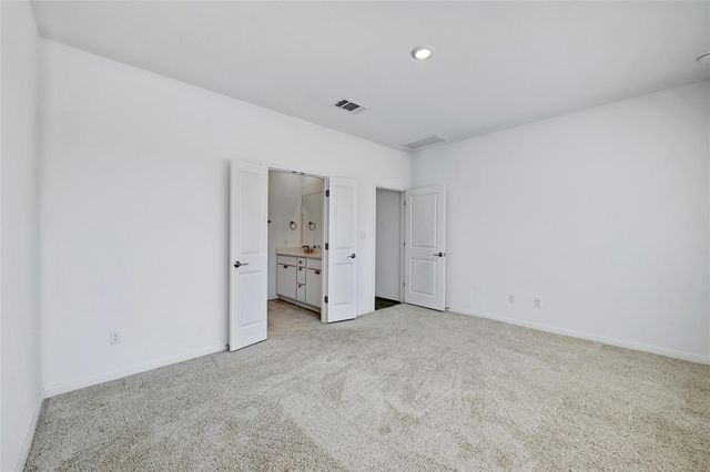 6411 Velvet Leaf LN, Buda, TX 78610