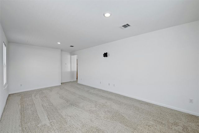 6411 Velvet Leaf LN, Buda, TX 78610