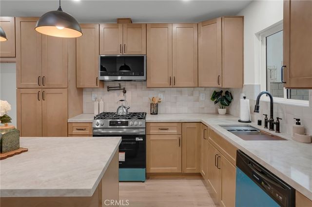 2416 W 80th, Inglewood, CA 90305