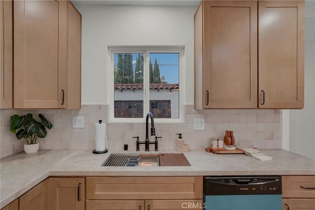 2416 W 80th, Inglewood, CA 90305