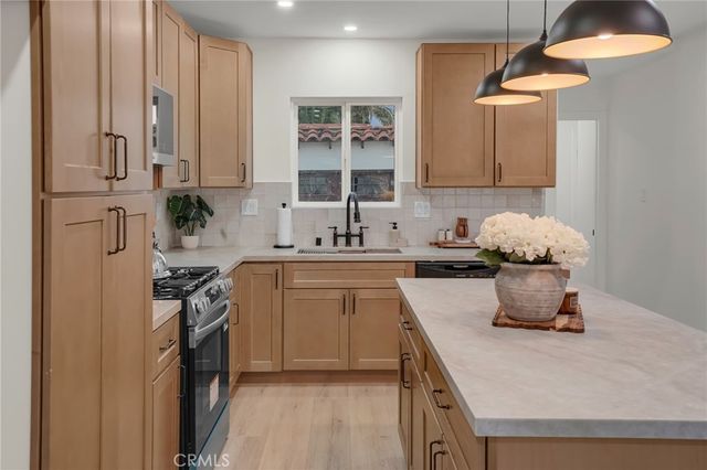 2416 W 80th, Inglewood, CA 90305