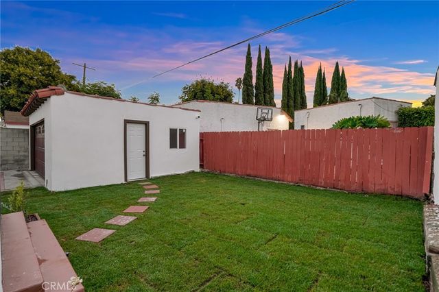 2416 W 80th, Inglewood, CA 90305