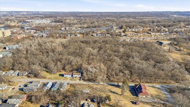 5218 Indiana Avenue, Kansas City, MO 64130