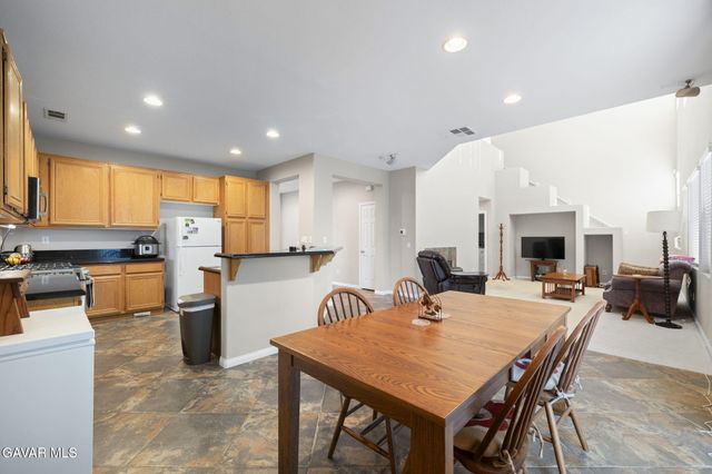 43929 44th Street West, Lancaster, CA 93536