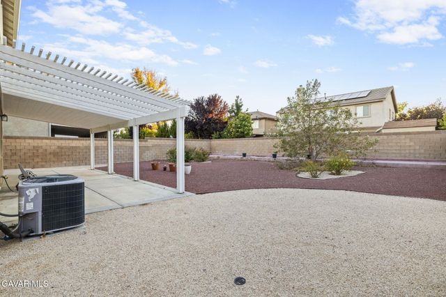 43929 44th Street West, Lancaster, CA 93536