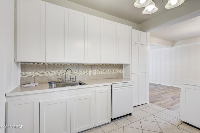 215 N Byers Avenue, Joplin, MO 64801