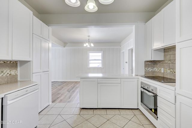 215 N Byers Avenue, Joplin, MO 64801