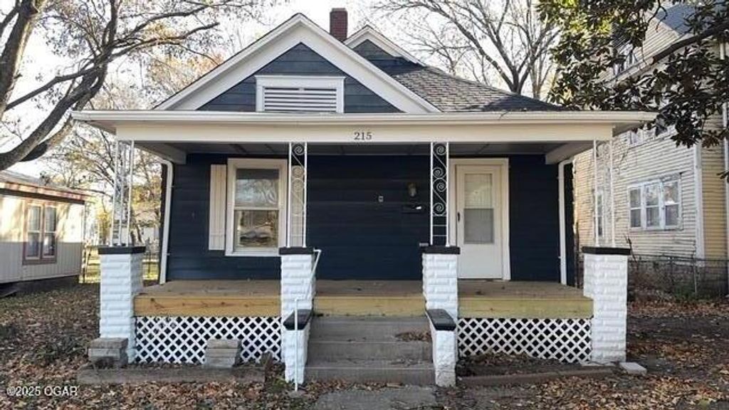 215 N Byers Avenue, Joplin, MO 64801