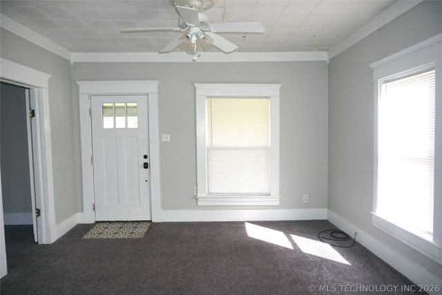 311 W Madison Street, Henryetta, OK 74437