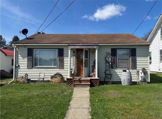 902 Sebring Avenue, Southport, NY 14871