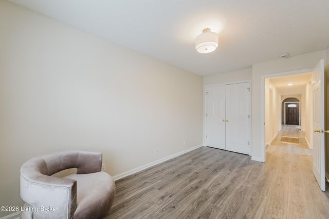 935 S Clay St, Louisville, KY 40203