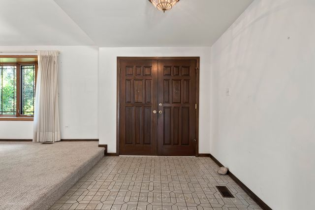 7111 W 125th Street, Palos Heights, IL 60463