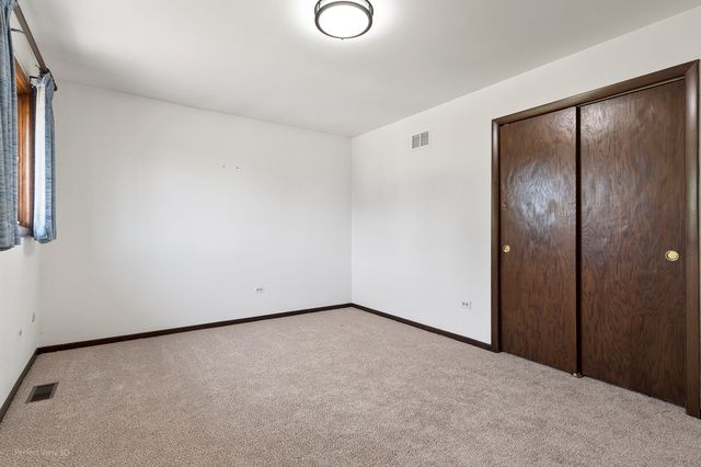 7111 W 125th Street, Palos Heights, IL 60463