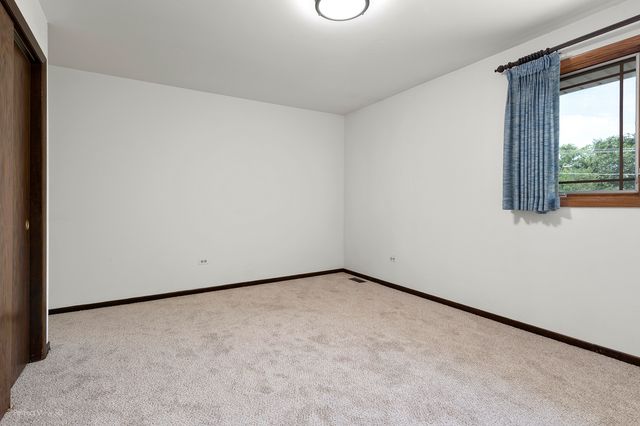 7111 W 125th Street, Palos Heights, IL 60463
