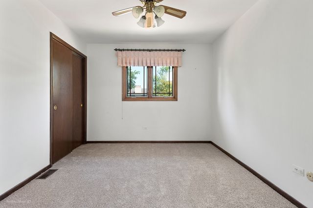 7111 W 125th Street, Palos Heights, IL 60463
