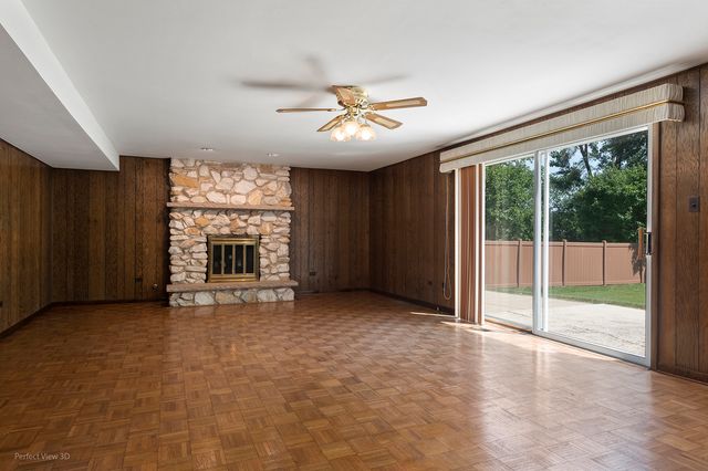 7111 W 125th Street, Palos Heights, IL 60463