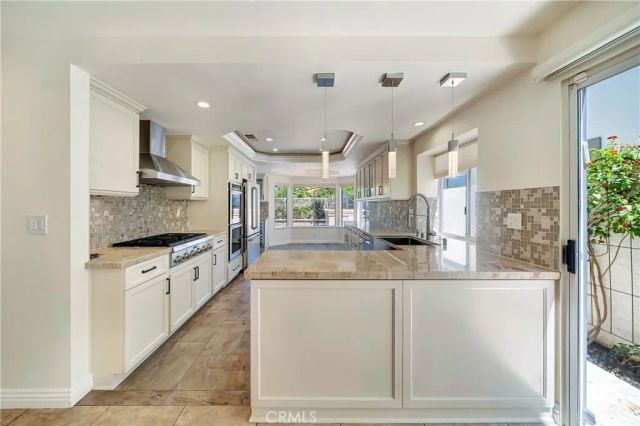 24743 Calle Altamira, Calabasas, CA 91302