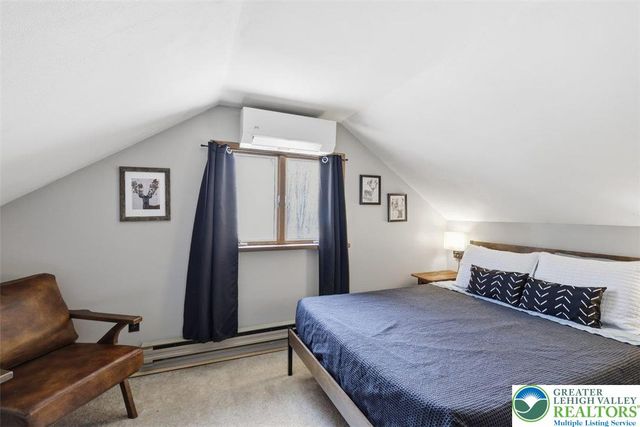 240 Keats Lane, Penn Forest Twp, PA 18210