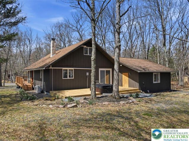 240 Keats Lane, Penn Forest Twp, PA 18210