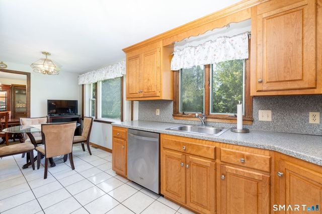 23 Juniper Lane, Berlin, CT 06037